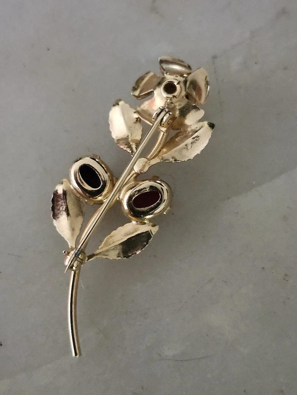 Vtf Gold Tone Rose Brooch with Faux Pearl and Red & Green Stones